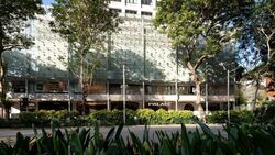 Palais Renaissance (D9), Retail #478842431